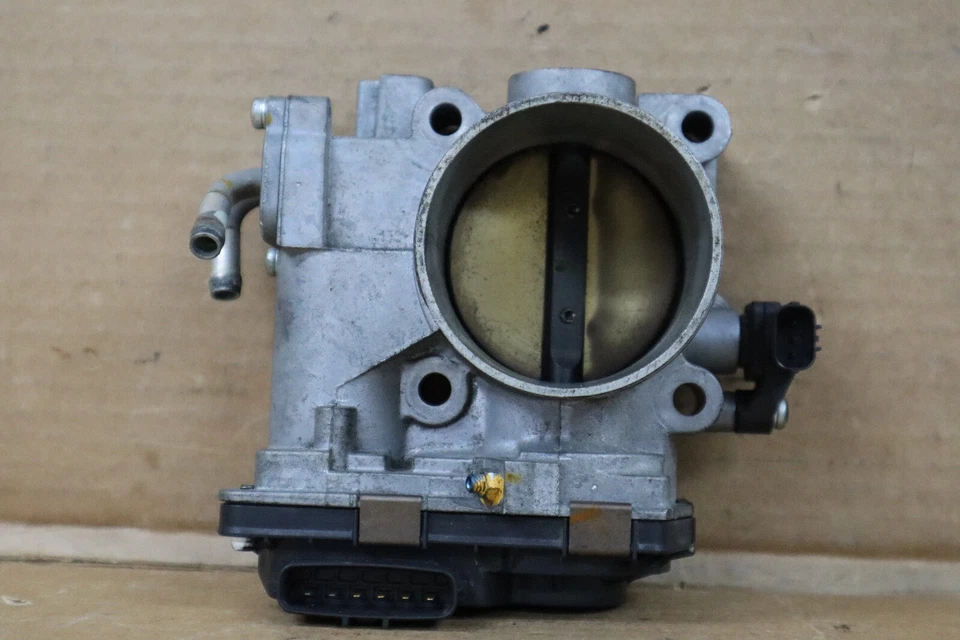 2005 2006 2007 2008 Acura RL 3.5 Throttle Body Assembly OEM GMA3A - Image 1 of 4