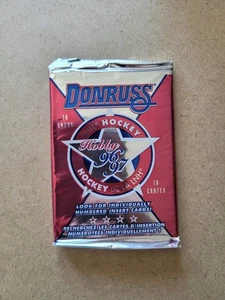 1996-97 Donruss Hockey Sealed 10 Card Hobby Pack - Picture 1 of 2