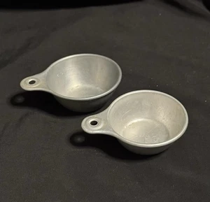 Vintage ECKO USA Aluminum Tab Handle Measuring Cups 1/3 & 1/4 - Set of 2 - Picture 1 of 6