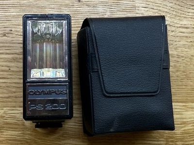 Olympus PS200 Electronic Flash Camera with Case for Hot Shoe Untested Vintage - Image 1 of 4