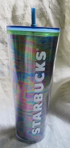 Neu Starbucks Summer 2023 Venti Plastic Tumbler Iridescent Oil Slick 24 oz. - Bild 1 von 3
