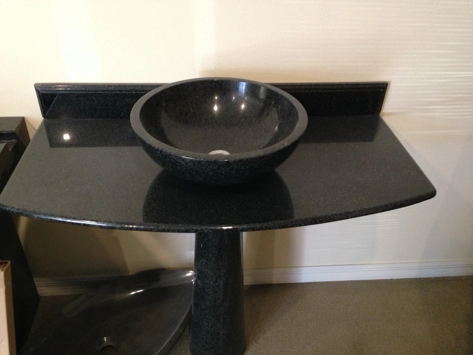 Fregadero de pedestal de recipiente de granito negro (negro absoluto) Foto 1 de 1