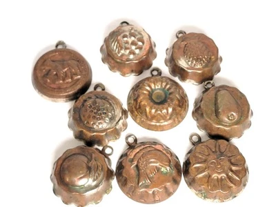 Juego de 9 mini moldes de cobre y estaño para dulces o galletas - Suiza ¿Gramo de nacimiento? Foto 1 de 4