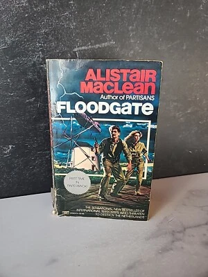 Floodgate By Alistair Maclean Paperback - Image 1 of 4