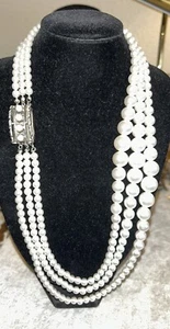 Vintage Elegant 3 Strand Faux Pearl Sarah Conventry Necklace Signed - Picture 1 of 7