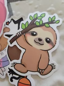 20 NIEDLICHE Faultier Aufkleber Tier Skateboard Vinyl Laptop Gepäck Aufkleber Aufkleber Stck. - Bild 1 von 9