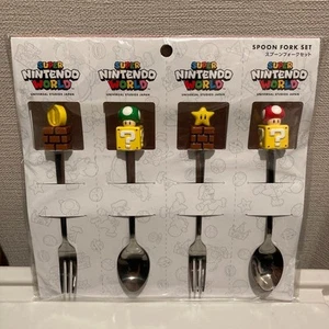 SUPER NINTENDO WORLD 4 Cutlery Set UNIVERSAL STUDIOS JAPAN Mario Star Mushroom - Picture 1 of 1