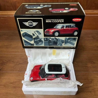 Épuisé et non exposé Kyosho 1/18 MINI Mini Cooper rouge - Photo 1/4