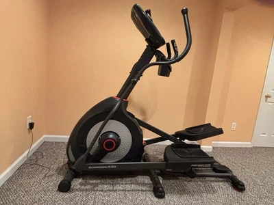 Máquina elíptica Schwinn 430 Foto 1 de 4