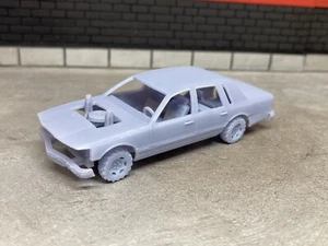 Maßstab 1:64 3D gedrucktes Lincoln Town Car Demolition Derby Auto für Diecast Diorama - Bild 1 von 18