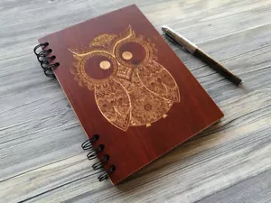 Holz Notizbuch Eule maßgeschneidertes Tagebuch A5 Spirale graviert Skizzenbuch Kollege Geschenk - Bild 1 von 10