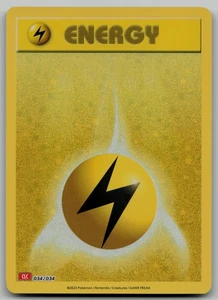 Basic Lightning Energy Classic Collection Trading Card Game Classic 034/034 NM - Picture 1 of 2