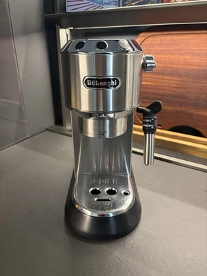 De’Longhi EC 685.M 1350W Macchina per Caffè - Argento - Ottime Condizioni - Immagine 1 di 4