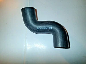 NOS 1983-1991 PONTIAC BUICK OLDSMOBILE LOWER RADIATOR HOSE GM OEM 22552632 - Picture 1 of 2