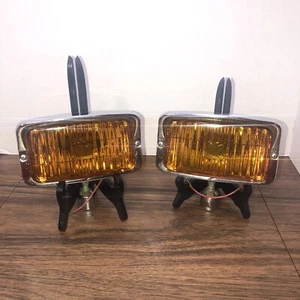 Untested* Vtg PAIR SEARS ROEBUCK QUARTZ-HALOGEN AUXILIARY AMBER FOG LIGHTS JAPAN - Picture 1 of 24