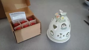 NEU Votivkerzenhalter glasiertes Porzellan Ei mit Tauben Blumen Herzen - Bild 1 von 3
