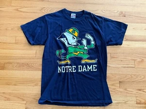 Vintage University of Notre Dame Fighting Irish T-Shirt Erwachsene XL Made in USA - Bild 1 von 6