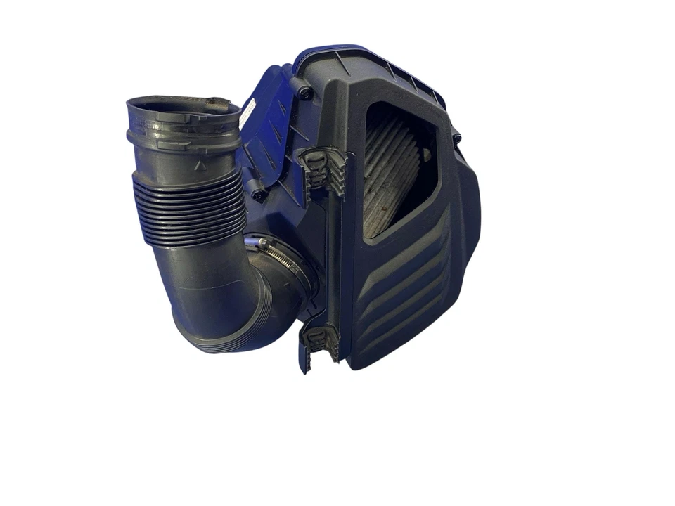 2020-2024 AUDI S8 AWD 4.0L CARCAÇA DE FILTRO DE LIMPADOR DE ENTRADA DE AR LADO DIREITO FABRICANTE DE EQUIPAMENTO ORIGINAL - Imagem 1 de 4