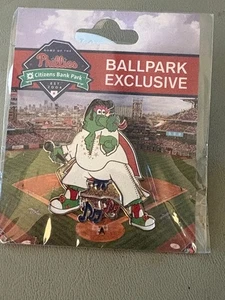 2025 Phillie Phanatic Elvis Collectible Pin-CB Park Exclusive  - Picture 1 of 3