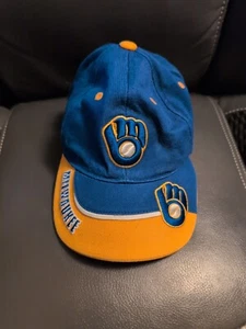 Milwaukee Brewers Vintage Youth Ball Cap by Fan Favorites Adjustable Hat - Picture 1 of 3