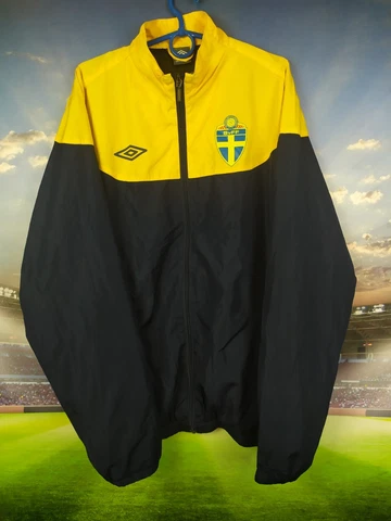 Sweden Jacket Size LARGE Soccer Football Umbro Cover