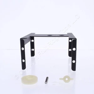 Hubbell Blown Fiber Adapter Bracket 2U Holds 4 FSP Adapter Panels FBL2 - Photo 1/5