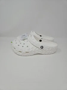Crocs Classic Geometric Clogs Mens 9 Womens 11 White 209563-100 - Picture 1 of 10