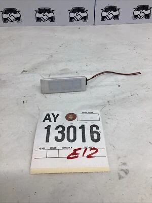 BMW X1 F48 X5 2016-2020 INTERIOR DELANTERO O TRASERO CORTESÍA LUZ LED LÁMPARA FABRICANTE DE EQUIPOS ORIGINALES 1 PIEZA Foto 1 de 2