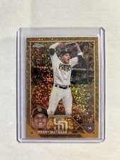 2023 Topps Gilded Mini-Diamond Gold Etch Manny Machado 49/50 San Diego Padres