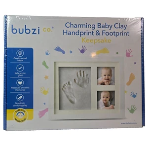 Marco de fotos de recuerdo de huella y huella de arcilla para bebé Bubzi Co. encantador sellado - Imagen 1 de 7