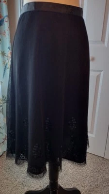 Falda negra de tul con lentejuelas azul marino antigua talla 8 usada en excelente estado cintura baja ¡Con clase! Foto 1 de 4
