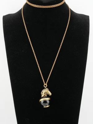 LEER Christian Dior Diorodeo Collar Cabeza de Caballo Dorado Negro Ónix Foto 1 de 4