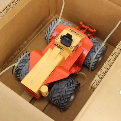 1/16 Case 1200 4WD with Duals tractor by Precision Engineering CASE-1200-DUALS - Image 1 of 3