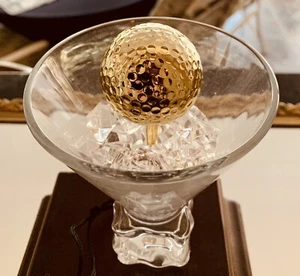 Set palline da golf e maglietta immerse in oro 24k - prima del gioco o dell'esposizione. - Foto 1 di 7