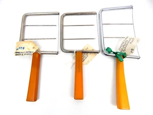 1R Lot 3 Pcs Antique Bakelite Cheese Cutters Slicers Kitchen Tools - Picture 1 of 4