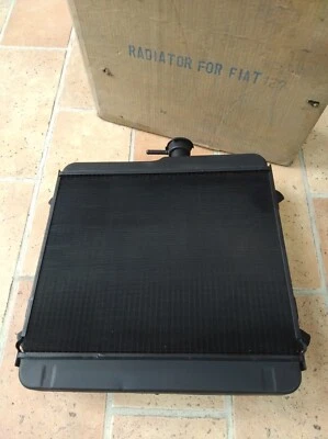 Fiat Ritmo 60 Radiatore Originale 24599 594833 - Nuovo - Immagine 1 di 4