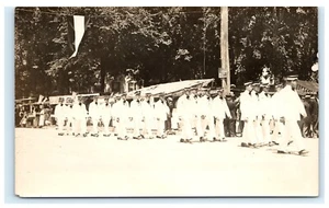 4 de julio de 1913 Norwich NY F.O.E. Eagles 1043 Amicus Team Parade RPPC F4 - Imagen 1 de 2