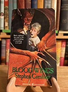 BLOOD WINGS Stephen Gresham 1st Printing 1990 Paperback Horror - Imagen 1 de 10