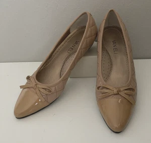 New Vaneli Camel Leather Flats Quilted Bow Accent Shoes Womens size 7 N Narrow - Picture 1 of 6