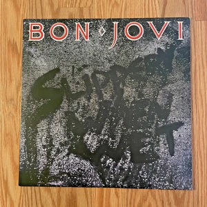 Bon Jovi / Slippery When Wet (1986) - 2014 Release - Black Vinyl LP -Play Tested - Foto 1 di 15