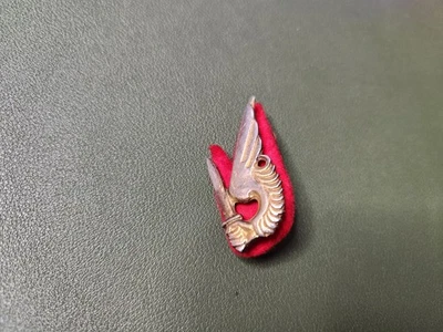 ARVN Vietnam Jump Status Pin Vintage Military - Image 1 of 4