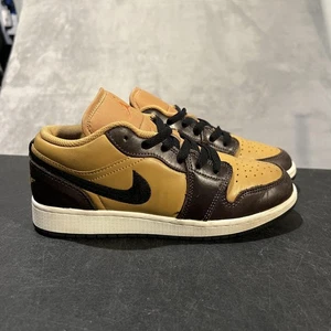 Nike Air Jordan 1 scarpe basse giovani taglia 4,5 anni lino sneakers barocche HQ3604-201 - Foto 1 di 9