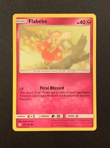 Flabebe 150/236 | Común | Eclipse Cósmico de Sol y Luna - Imagen 1 de 3