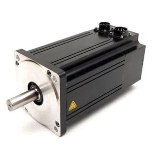 Parker MPM1141RM-1227 MaxPlus Servo Motor, 3PH 230VAC 8.1A, 2.1HP 1.6kW, NEMA 42 - Picture 1 of 4