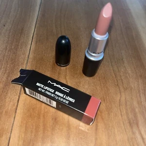 MAC~Matte Lipstick~PERSISTENCE~Warm Peach Brown~Discontinued Rare! - Picture 1 of 4