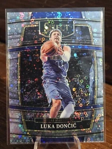 2021-22 Select Luka Doncic Silver Disco Prizm Concourse #12 Mavericks - Picture 1 of 1