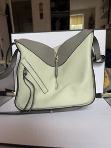 Loewe Hammock Bag - Picture 1 of 3