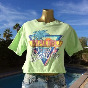 MALIBU BARBIE nuova senza etichette cropped ispirata agli anni 80 TEE SHIRT taglia large - Foto 1 di 12