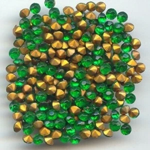 1000 VINTAGE CZECHOSLOVAKIAN GLASS EMERALD 3.5mm ROUND RHINESTONE GEMS 3108 - Picture 1 of 1