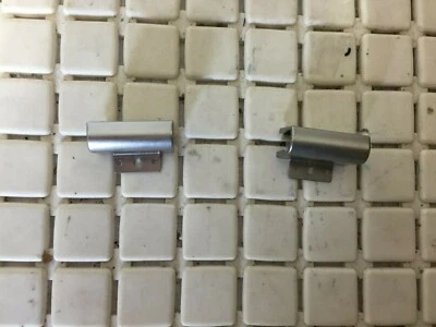 hp pavilion g6  cover cerniere tappi di sotto - Immagine 1 di 2